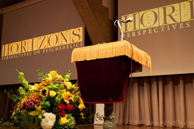Horizons 2015 _ Saturday _ Podium _ Credit Steve Duncan.jpg
